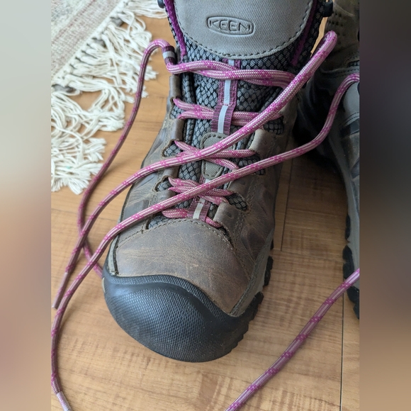 KEEN Targhee III Waterproof Mid Hiking Boots - Picture 4 of 10